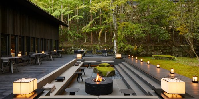 23 des meilleurs hôtels de luxe du Japon à réserver maintenant
