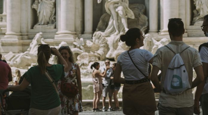 Que savoir du sentiment anti-américain en voyageant
