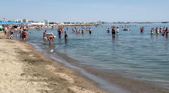 La ville côtière de la Roumanie et la populaire complexe de la mer Noire de Mamaïque voit une forte baisse des touristes
