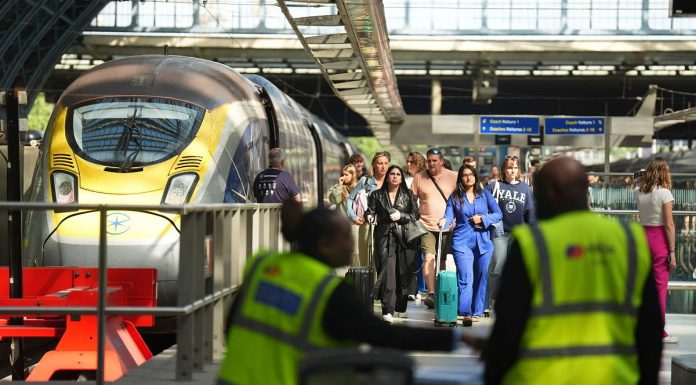 Lancement de l'EES: Les passagers d'Eurostar seront-ils invités à une assurance médicale à la frontière?

