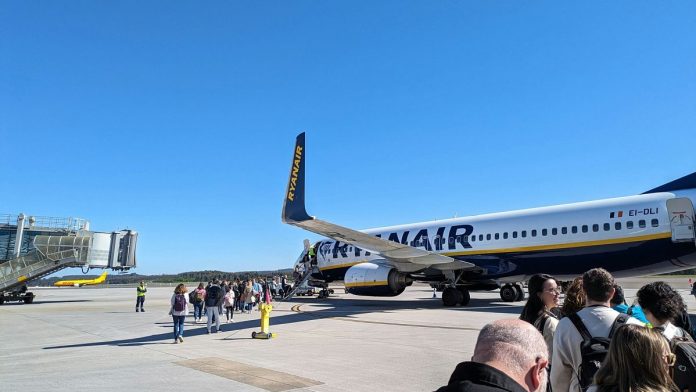 Rival Airlines intervient pour combler l'écart alors que Ryanair réduit les vols espagnols cet hiver
