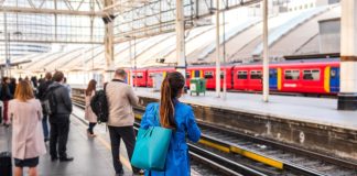 Scotrail abolit les tarifs des rails de pointe pour tenter d'encourager davantage de personnes à utiliser des trains
