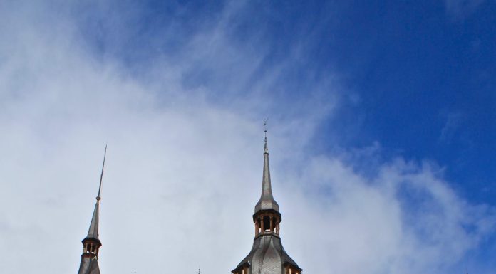 Château de Peles : à quoi ressemble la visite du véritable château d'un prince de Noël

