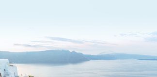 Guide de voyage à Santorin - World of Wanderlust
