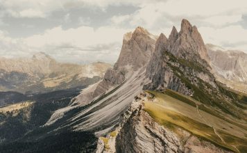 Les Jeux olympiques d'hiver augmenteront la pression sur les Dolomites trop touristiques, préviennent les résidents locaux
