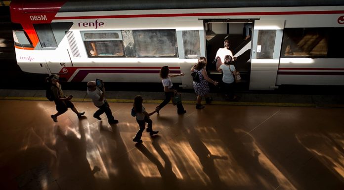 La grève des trains en Espagne annulée grâce à un accord conclu avec le gouvernement
