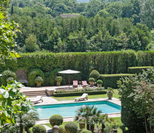 Ch&acirc;teau Mireille St Remy Provence