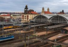 Le train direct Prague-Copenhague revient après plus d'une décennie
