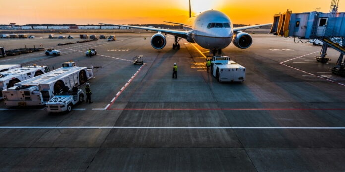 Emirates propose désormais une assurance voyage qui couvre les conflits
